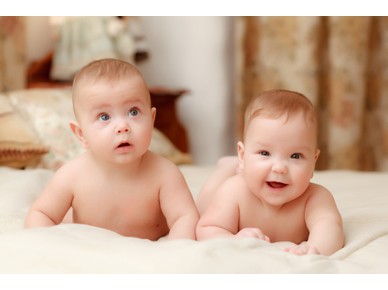 Cum sunt născuți gemenii sau tripleții