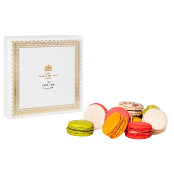 Selection of Macarons (9 Pieces)
