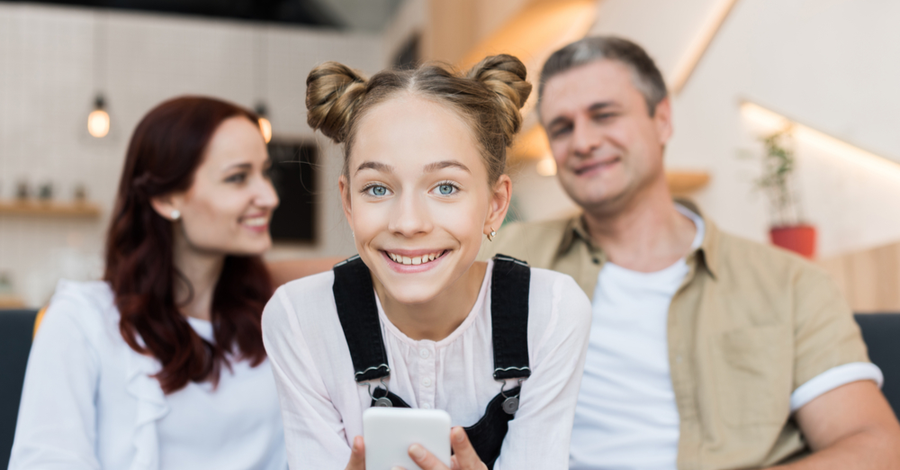 Как да общуваме успешно с тийнейджъра у дома?