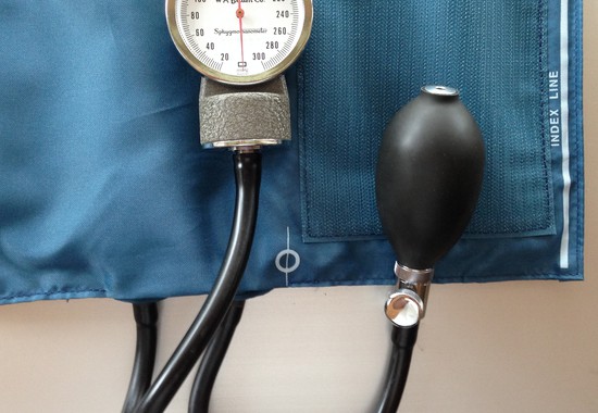 How to reduce high blood pressure without drugs