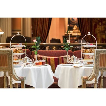 GIFT VOUCHER: 1 AFTERNOON TEA FOR 2 AT THE WINTER GARDEN