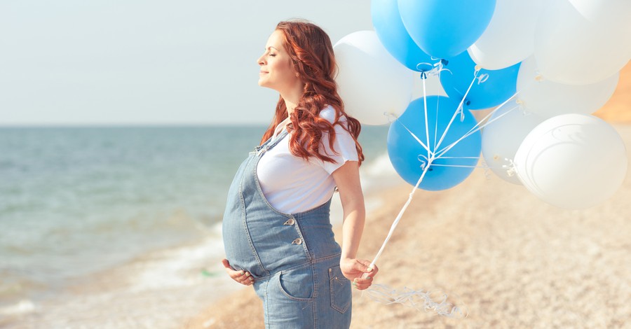 11 мисли, които минават през ума на всяка бременна в летните жеги