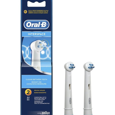 ORAL B Interspace Int xpace Tooth Replacement Heads x2
