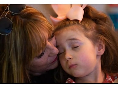 4χρονη κόρη: εγκεφαλική βλάβη από αρωματικό χώρου! 