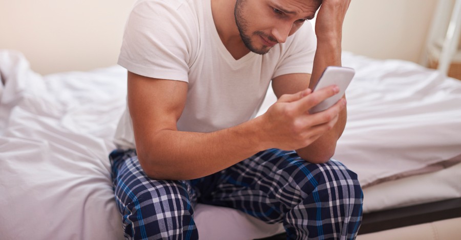 Мобилните телефони увреждат сперматозоидите  