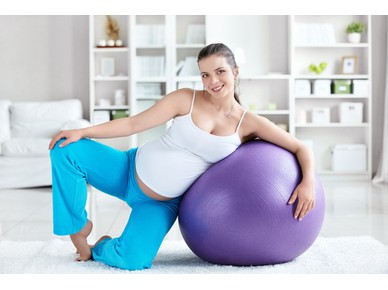 التمارين المتوسطة خلال الحمل تجنبك اللجوء للولادة القيصرية