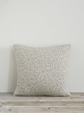 Decorative pillow Makena - Beige