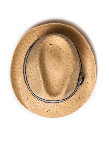 Ψάθινο καπέλο με χειροποίητο στολισμό σε εκρού χρώμα με μπλέ εξώραφα