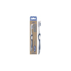 Oral-B Pro Expert Extra Clean Eco Edition Toothbrush Medium Οδοντόβουρτσα Μέτριας Σκληρότητας Με Ίνες Cross Action 1 τεμάχιο