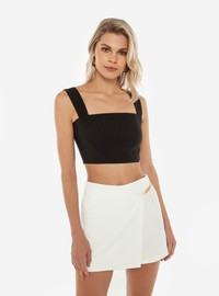 Cropped top with square neckline