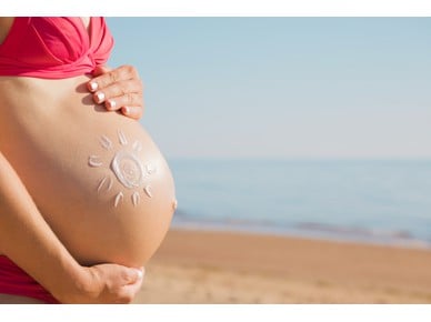 Как да посрещнеш слънцето и лятото, когато си бременна?