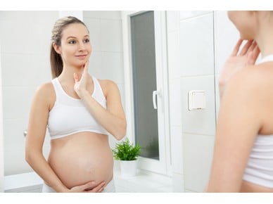 Бременност и (не)очакваните промени в кожата