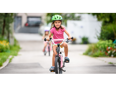Υποχρεωτικό το κράνος στα παιδιά που κάνουν ποδήλατο μετά την αλλαγή του Κ.Ο.Κ