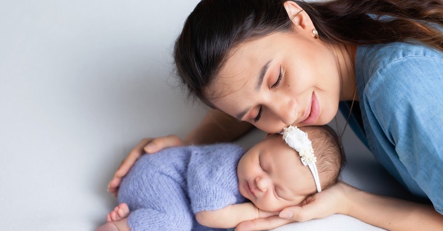 7 greutăți pe care le întâmpină orice mamă care stă acasă cu copilul