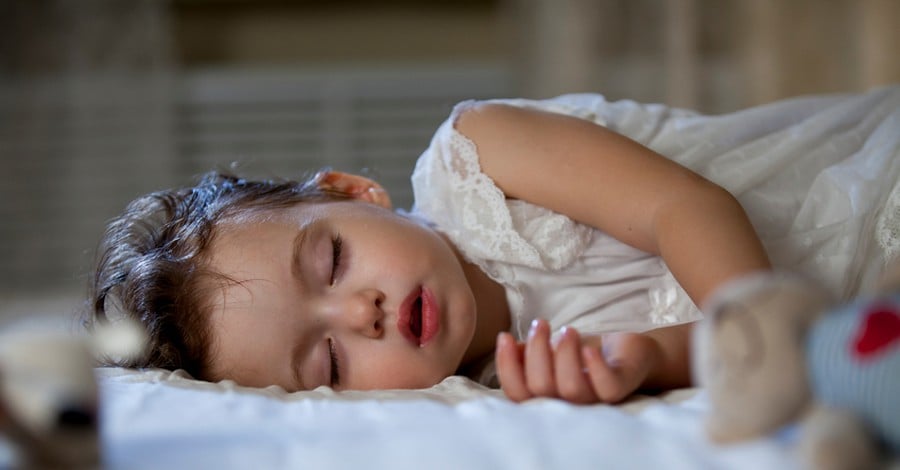 3 начина да излекуваме нощното напикаване при децата