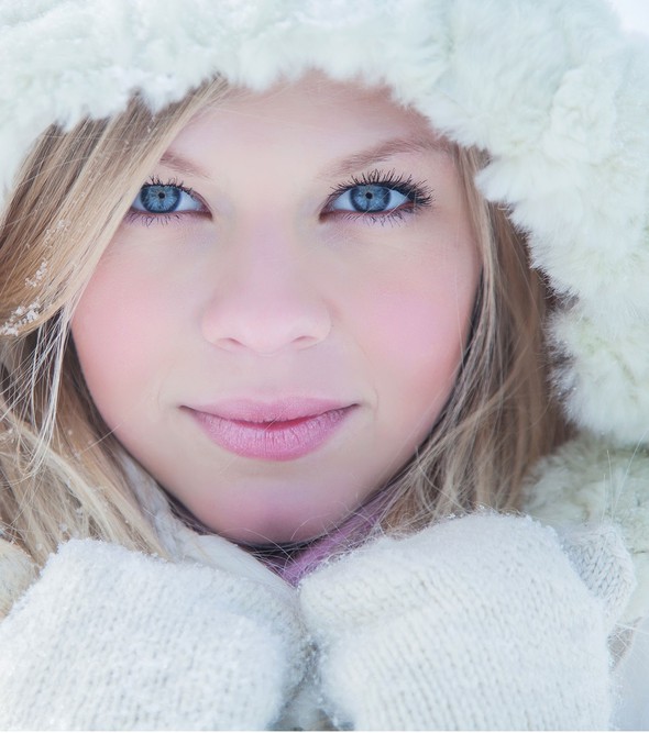 7 tips για να φροντίσετε τα χείλη σας τον χειμώνα