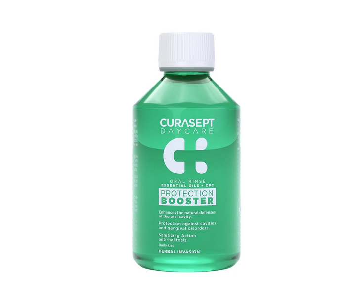 CURASEPT DAYCARE MOUTHWASH HERBAL INVASION 500ML