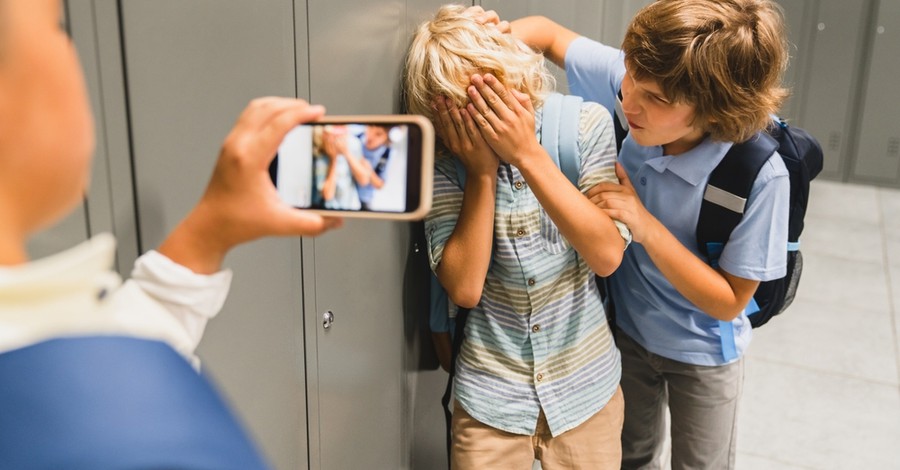 Οι 4 συγκλονιστικές, αληθινές ιστορίες σχολικού εκφοβισμού 