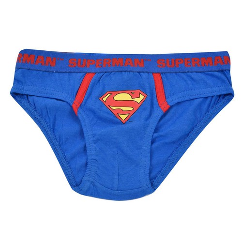 Mbathje me "Superman", 4 vjeç