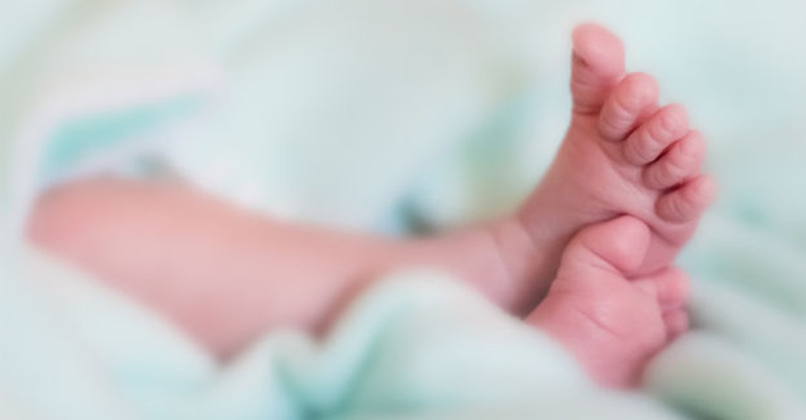 Το πρώτο μωρό με τρεις βιολογικούς γονείς ήρθε στον κόσμο!