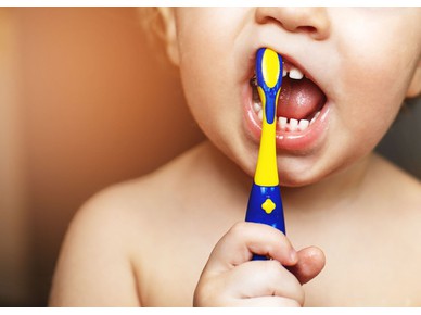 Как да научим детето да почиства правилно зъбите си?