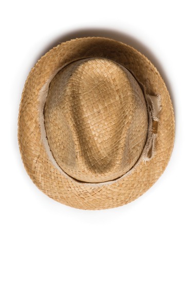 Ψάθινο καπέλο με χειροποίητο στολισμό σε εκρού χρώμα