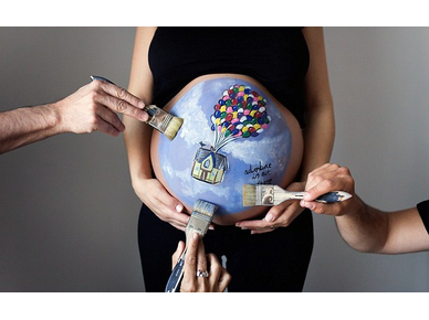 Body painting για εγκύους