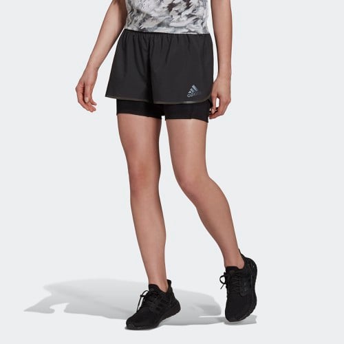 PANTALLONA TE SHKURTRA ADIZERO ADIDAS