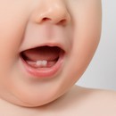 Грижата за млечните зъбки на бебето