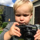 Οι φωτογραφίες μέσα από τα μάτια ενός αγοριού ... 19 μηνών
