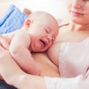 Защо бебето отказва да суче?
