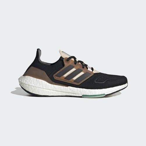 ADIDAS ULTRABOOST 22 MADE SHOES - LOW (NON-FOOTBAL