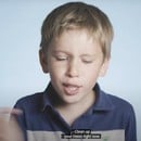 Βίντεο: 100 παιδιά μιμούνται τους γονείς τους! 
