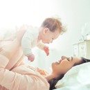 الرضاعة الطبيعية تحمي الأم من أمراض القلب