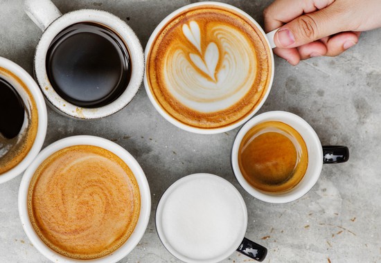 Κάνετε ομοιοπαθητική; Τι να πιείτε αντί για καφέ