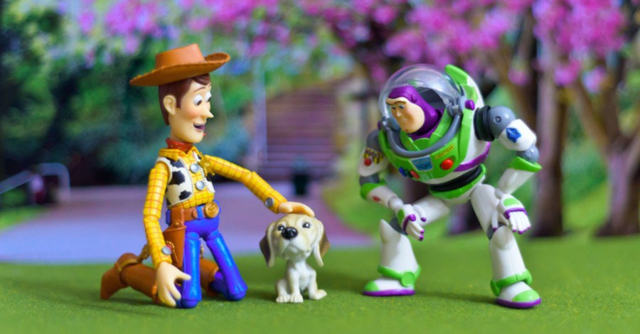 Toy story "Ο Άντι μεγάλωσε" - Τακτοποίηση και ξεκαθάρισμα παιχνιδιών