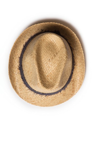 Ψάθινο καπέλο με υφασμάτινο στολισμό