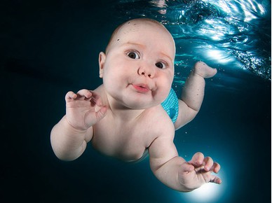 Φωτογραφήσεις μωρών κάτω από το νερό