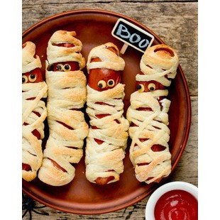 Halloween Mummy Hot Dog (Λουκανοπιτάκια-Μούμιες)