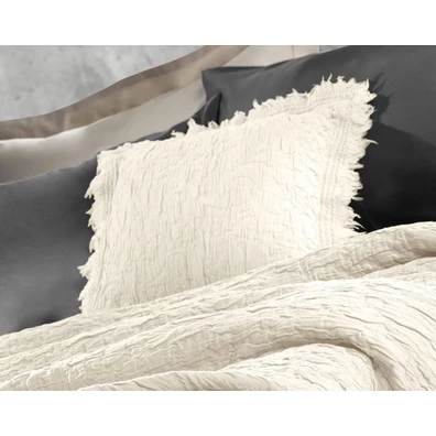 Mαξιλαράκι Φιγούρας Times Cream 45x45 guy Laroche 