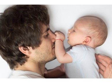 Πατρότητα: Χτίζοντας έναν ισχυρό δεσμό με το μωρό σου