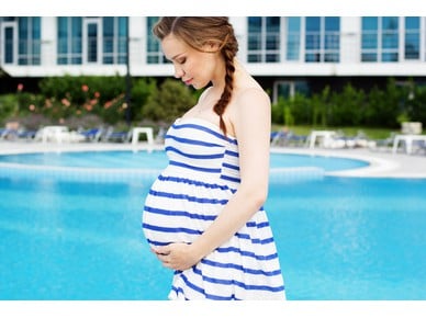 Плуване по време на бременност
