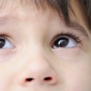 Copiii cu cataractă pot vedea datorită noului tratament cu celule stem