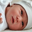 Защо цветът на очите на бебето се променя?