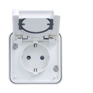 Cubyko IP55 Complete 2P+E Wall Mounted Socket with
