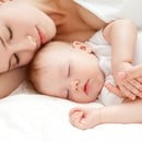 Cum e să dormi cu copilul?