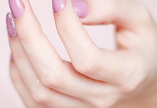 Nutritional supplements for strong and long nails