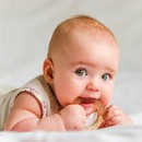 Опасни ли са нещата, които бебето поставя в устата си?