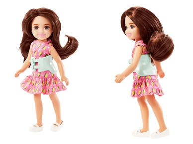 Η Mattel παρουσιάζει την πρώτη Barbie με σκολίωση!