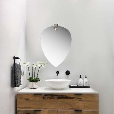 Bathroom mirror 43x60 with a single light